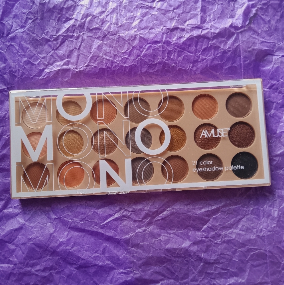 Amuse Mono 21 Color Eyeshadow Palette